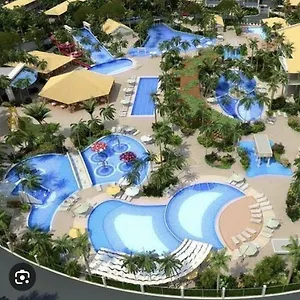 L'acqua Diroma Park Aquatico 24h Com Cozinha Kaiser 1 Apart-hotel Caldas Novas
